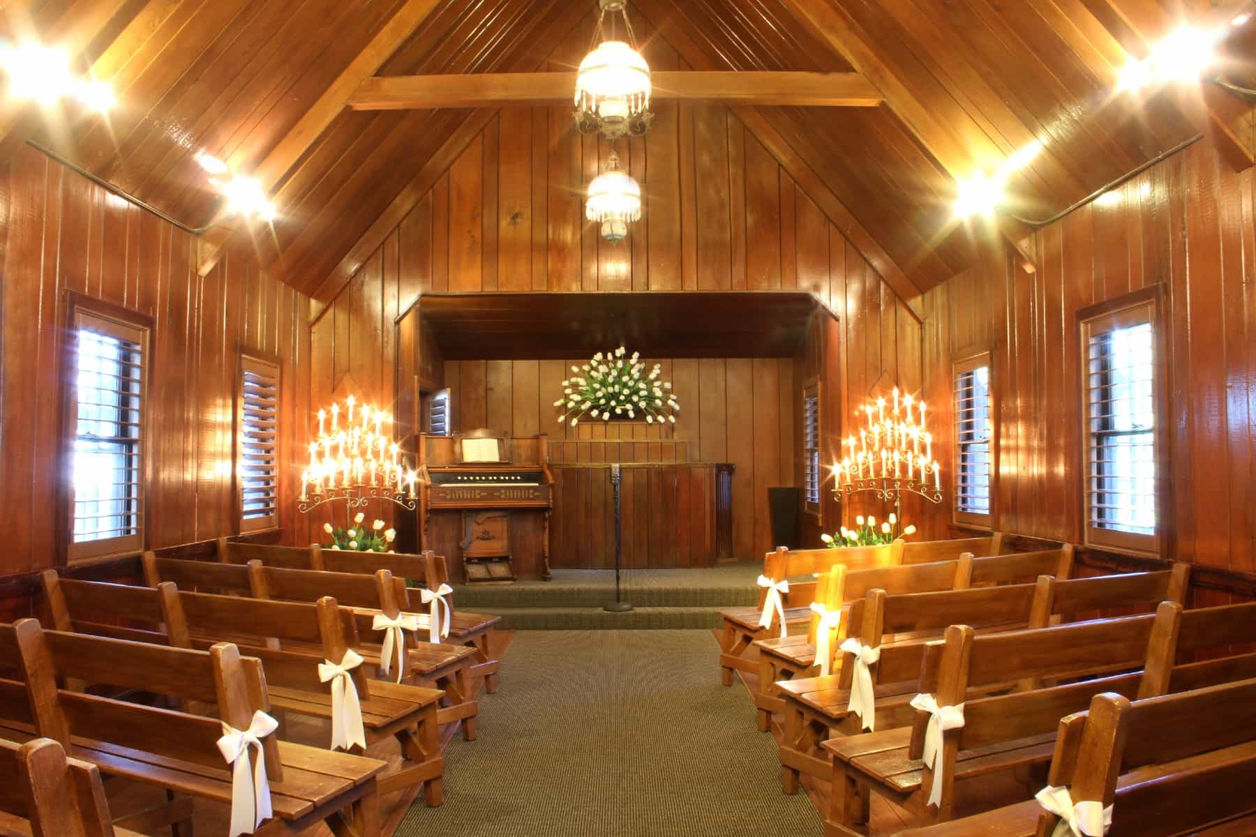 Las Vegas Wedding Venues - Little Church of the West